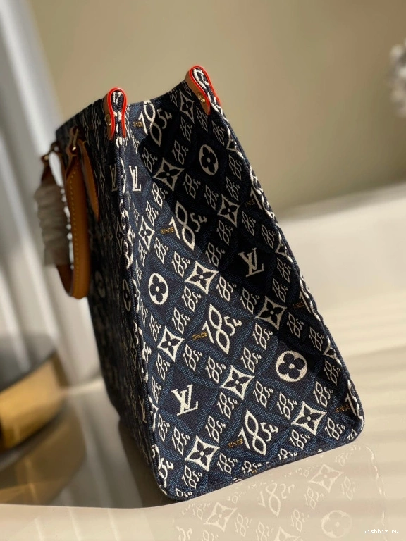 WIS MM VUITTON LOUIS ONTHEGO 0720